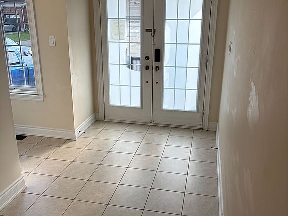 2nd image of 148 Milby Cres