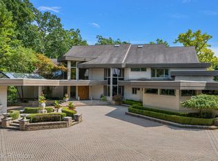 1555 Lone Pine Rd, Bloomfield Hills, MI 48302