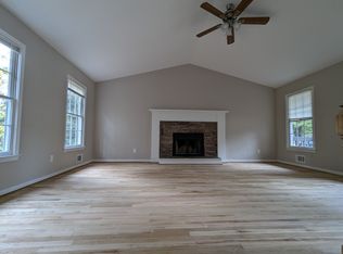 364 Hillridge Dr, Lawrenceville, GA 30046