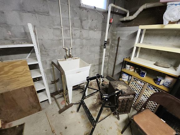 2nd image of 2925 E Bronswood Dr