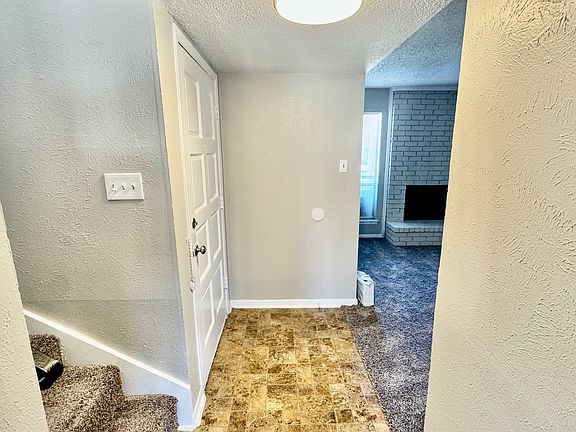 4th image of 2101 Westkendal Ln