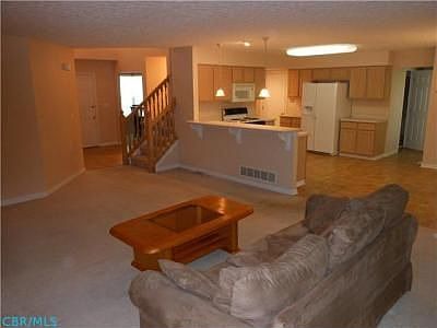 Great Room (view 2)