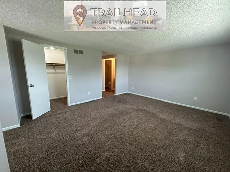 1323 Laurel St — Photo 21