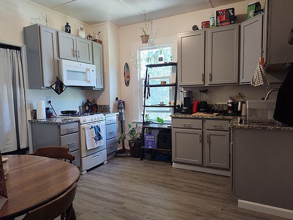 4th image of 3 Pine St #3