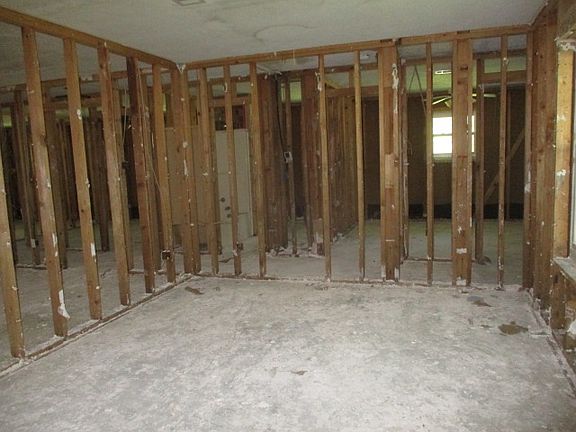 4th image of 13540 Chimney Rock Dr