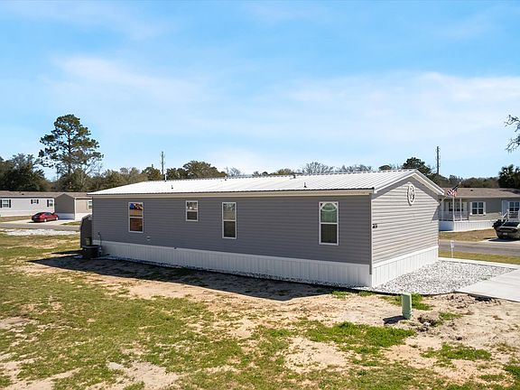 Exterior Image-41-Champion 40 OZ Mighty Oak