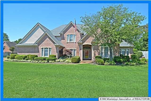 1st image of 3261 Woodland Trce W