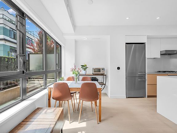 2nd image of 526 W 28th Ave #23