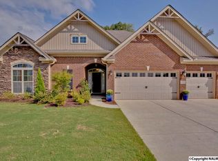 4533 Blairmont Dr, Owens Cross Roads, AL 35763