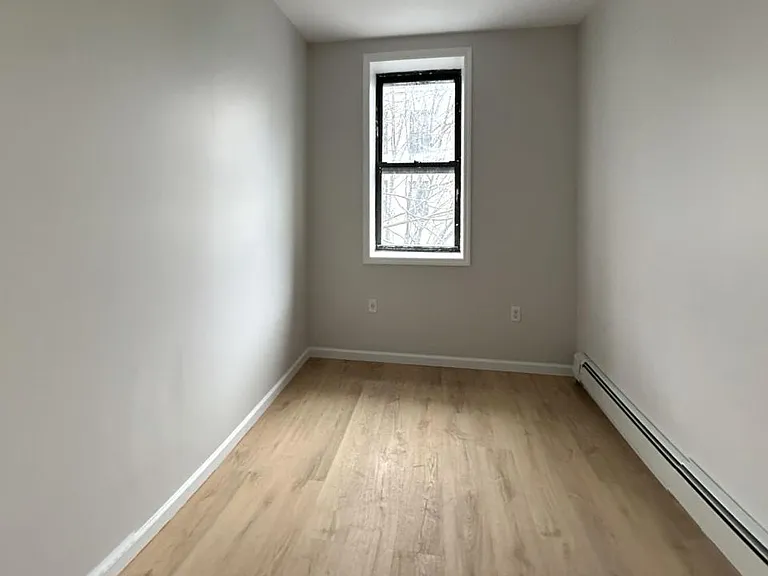 925 Marcy Ave #2 — Photo 3