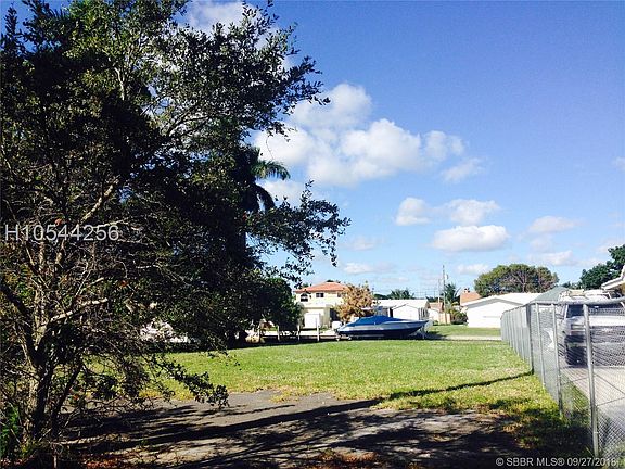 5th image of 1417 Florian Dr