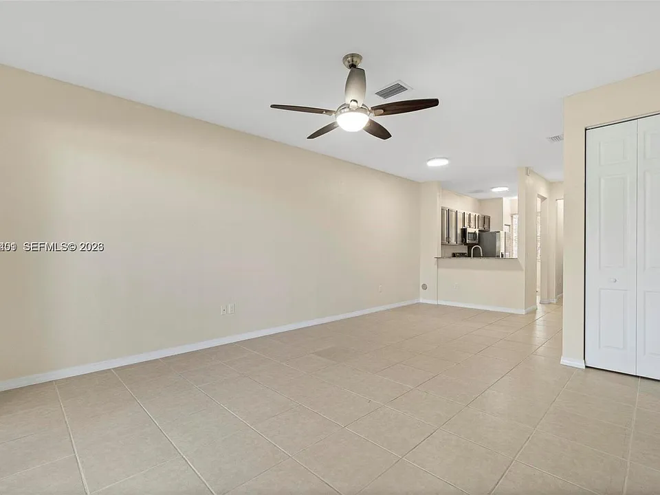8988 SW 17th Ct