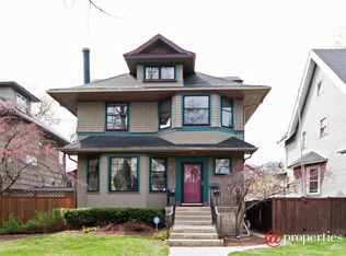 715 S Ridgeland Ave, Oak Park, IL 60304