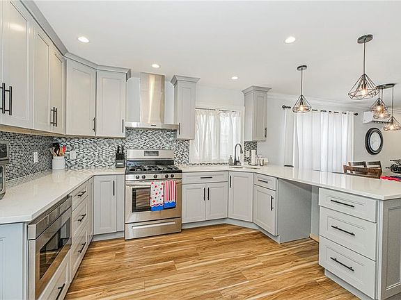 5th image of 53 Goodall St