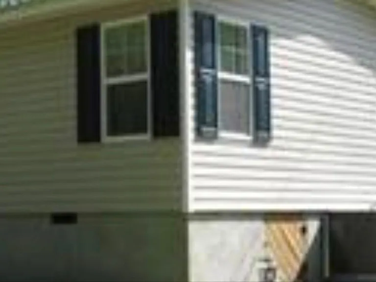 210 Kennedy Rd — Photo 7