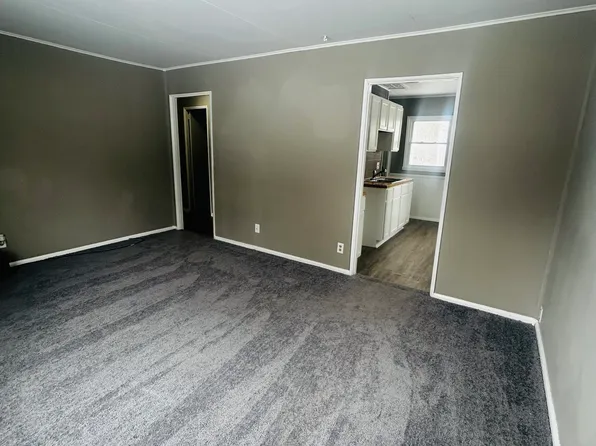 4510 Oliver St, Fort Wayne, IN 46806