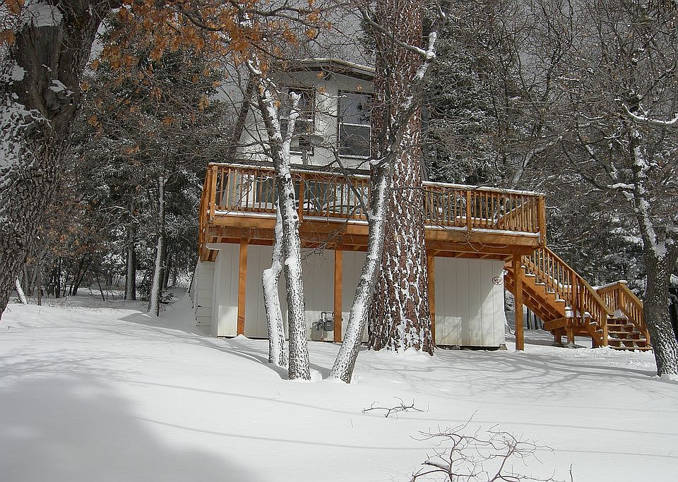 Walk to slopes 