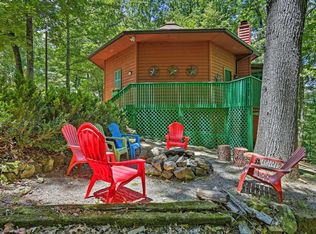 102 Mizzen Ct, Ellijay, GA 30540