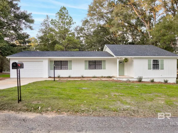 104 Greenbriar Ct, Daphne, AL 36526