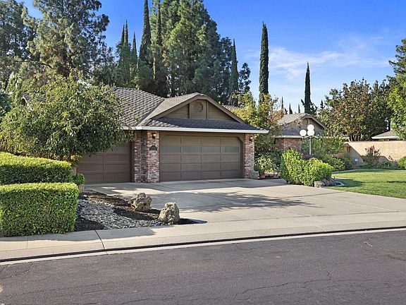 2nd image of 1432 Brookdale Way