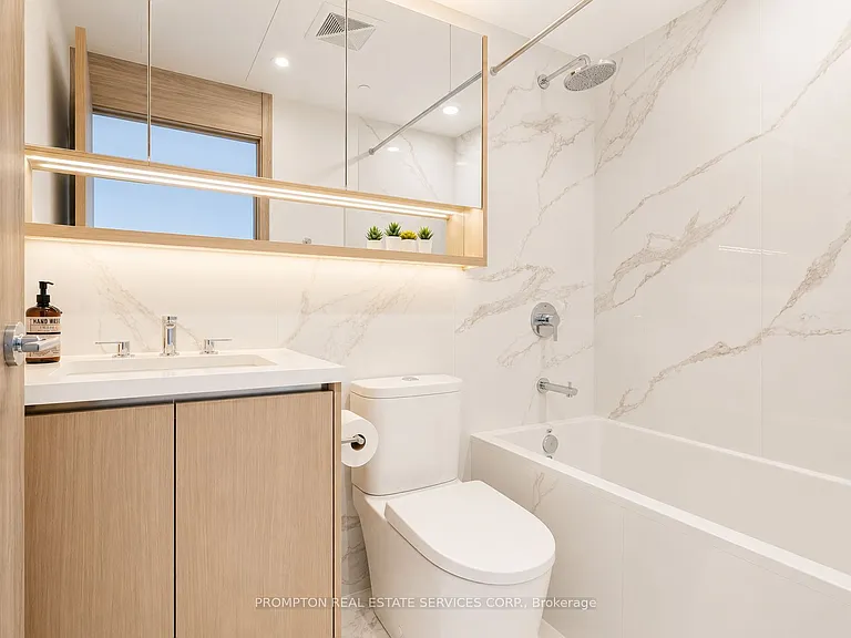 75 Billes Hts #1801 — Photo 8