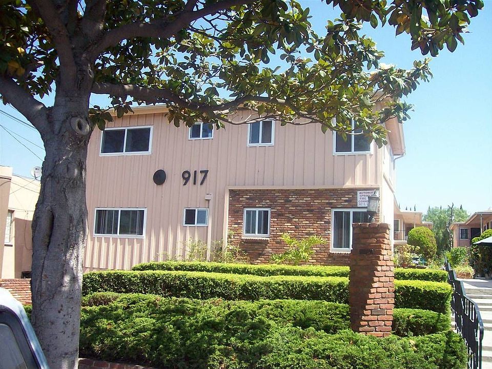 1st image of 917 S La Brea Ave