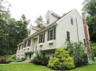 124 Charnock Hill Rd, Rutland, MA 01543