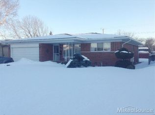 11568 Filer Dr, Sterling Heights, MI