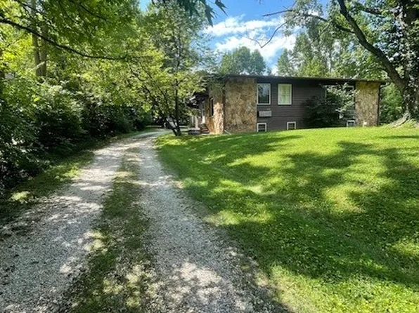 4225 N Kinser Pike, Bloomington, IN 47404
