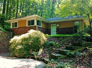 158 Mountain Park Rd N, Allentown, PA 18103