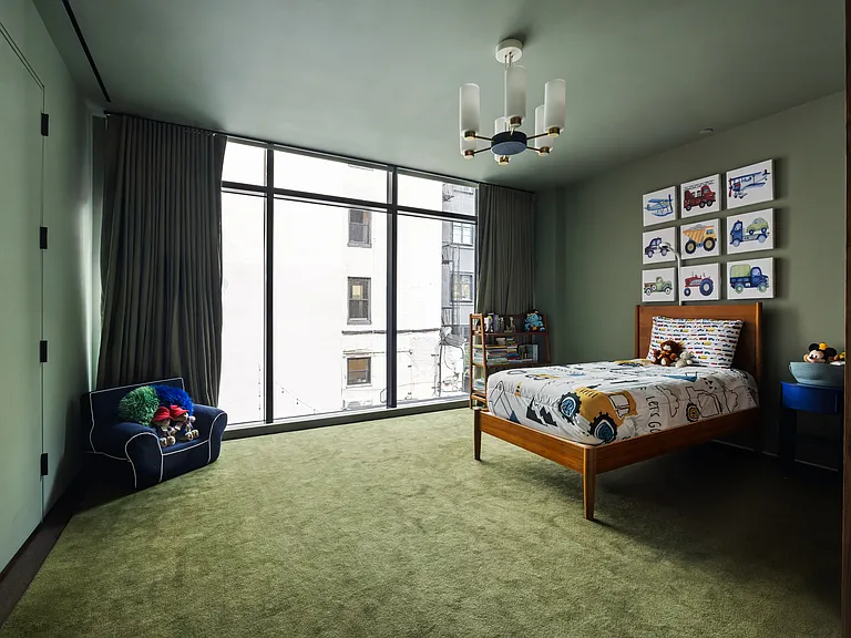 121 Leroy St #TOWNHOUSE — Photo 18