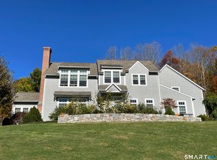 18 Ranney Hill Rd, Roxbury, CT 06783