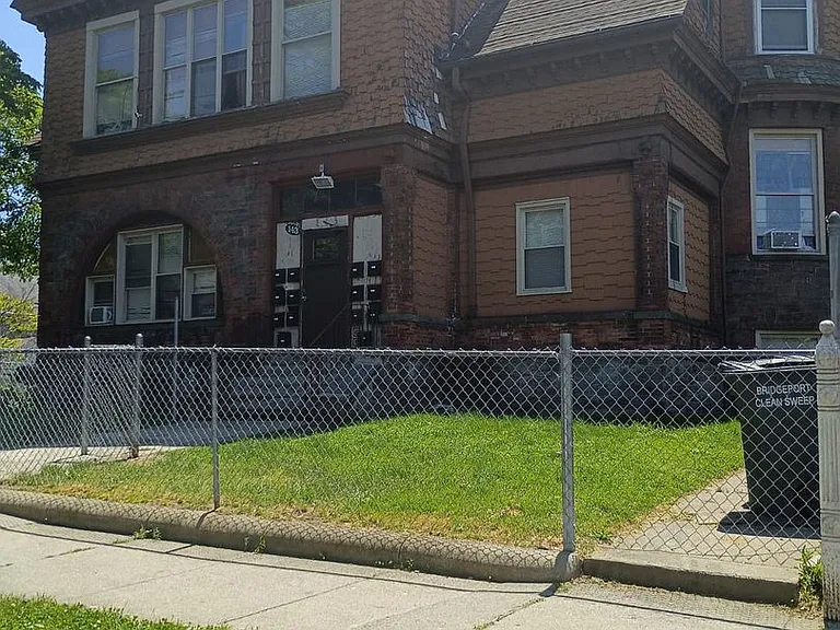 143 Coleman St — Photo 1