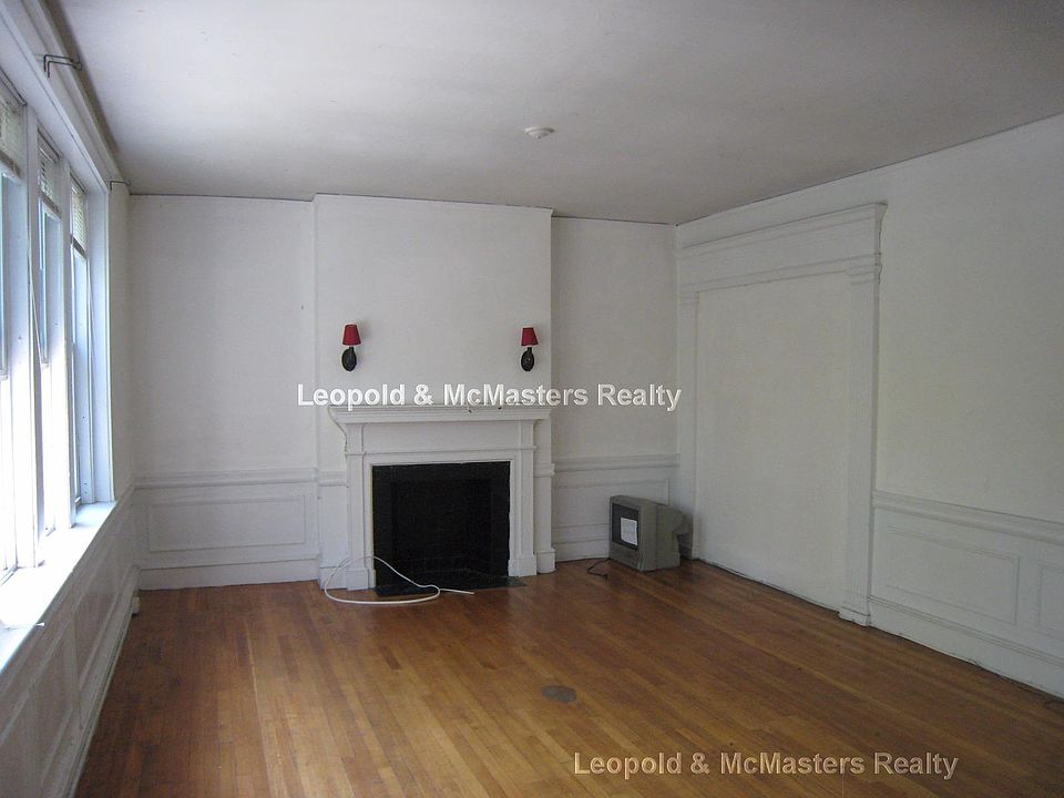 1st image of 322 Saint Paul St APT 3C