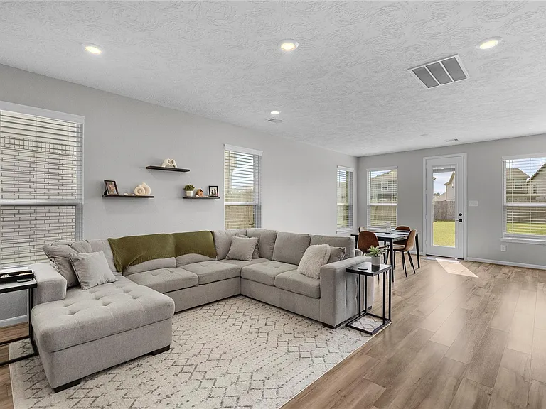 15631 Tawny Stark Dr — Photo 9