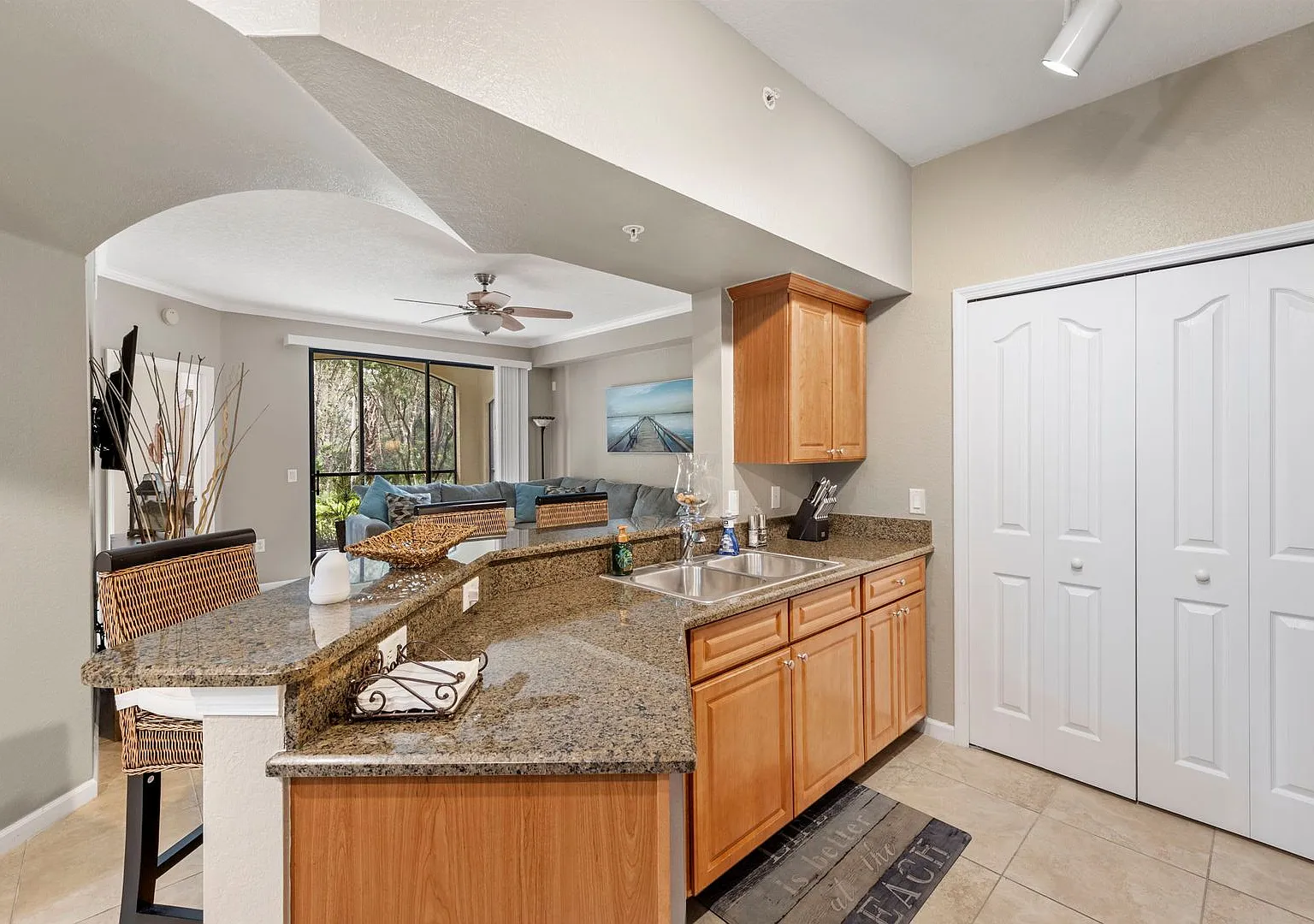 12955 Positano Cir #104-Amber — Photo 4