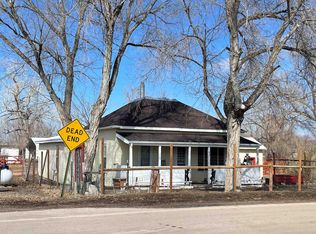 82 A St, Edgemont, SD 57735