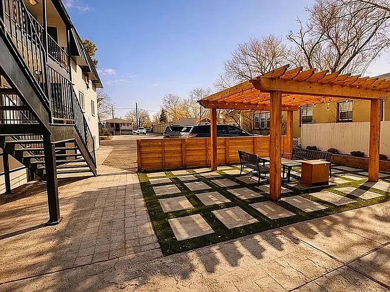 3523 S Cherokee St — Photo 45