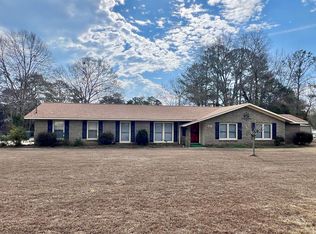 4011 Woodberry Dr, Dothan, AL 36301