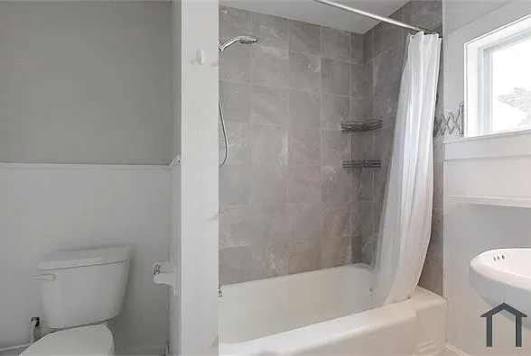 31 Leighton St #D — Photo 9