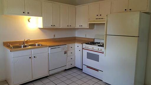 1st image of 2322 30th St SW APT 6
