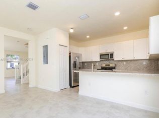 10575 W 33rd Way Unit 10575, Hialeah, FL 33018