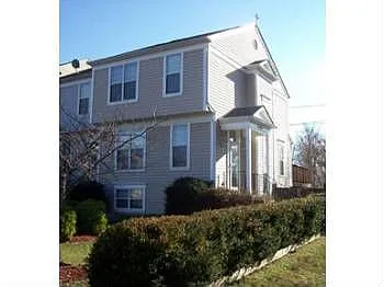 11215F Heron Pl photo 1