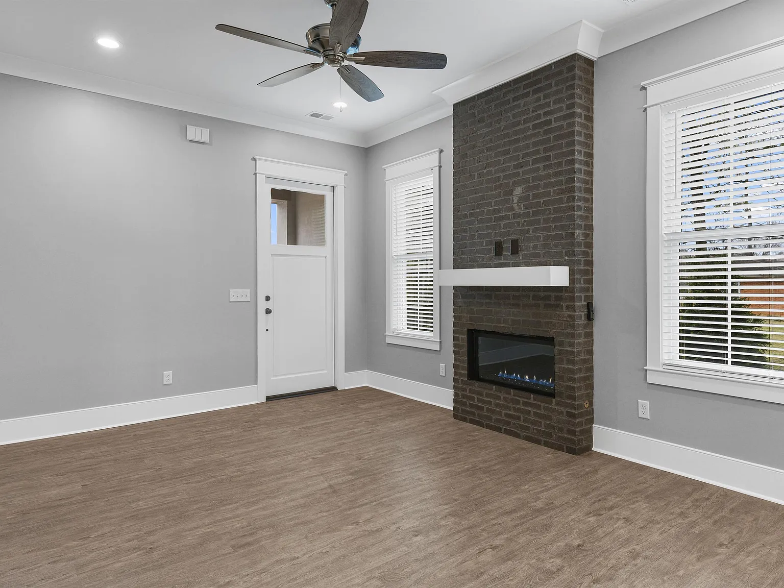 1717 Double Oak Trail - 1 — Photo 4