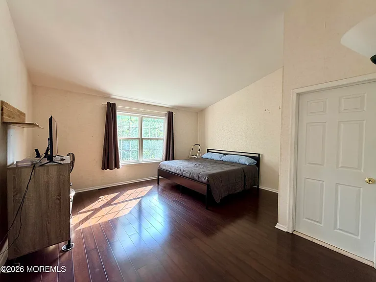 743 Banyan Ct — Photo 18
