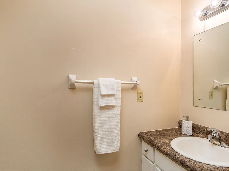 1500 Seminole Dr — Photo 18