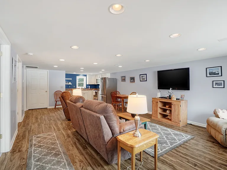 25 Boundary Dr — Photo 2