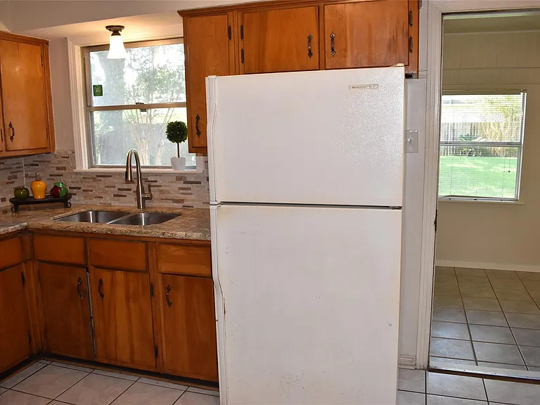 5911 Hornwood Dr — Photo 18