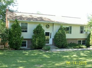 52 Quarry Rd, Milton, PA 17847