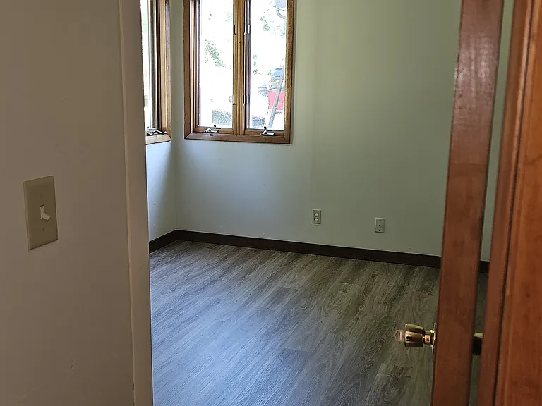 415 N Jefferson St — Photo 13